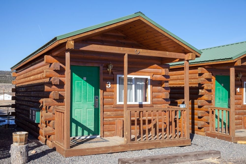 Bryce GatewayInn Cabins4
