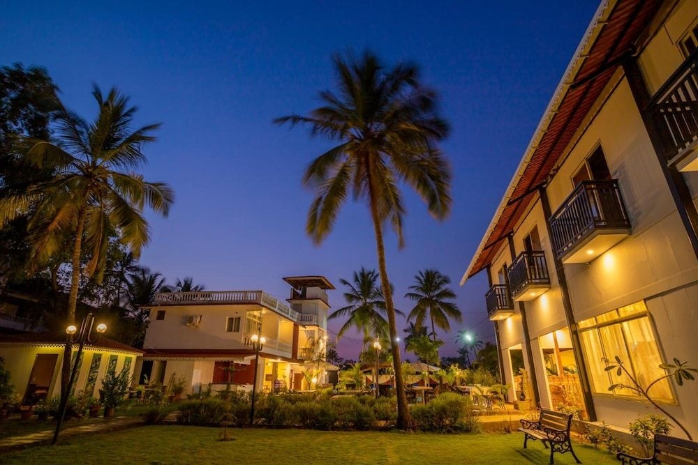 La Vaiencia Beach Resort0