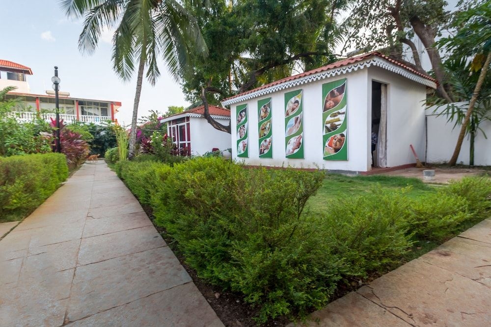 La Vaiencia Beach Resort2