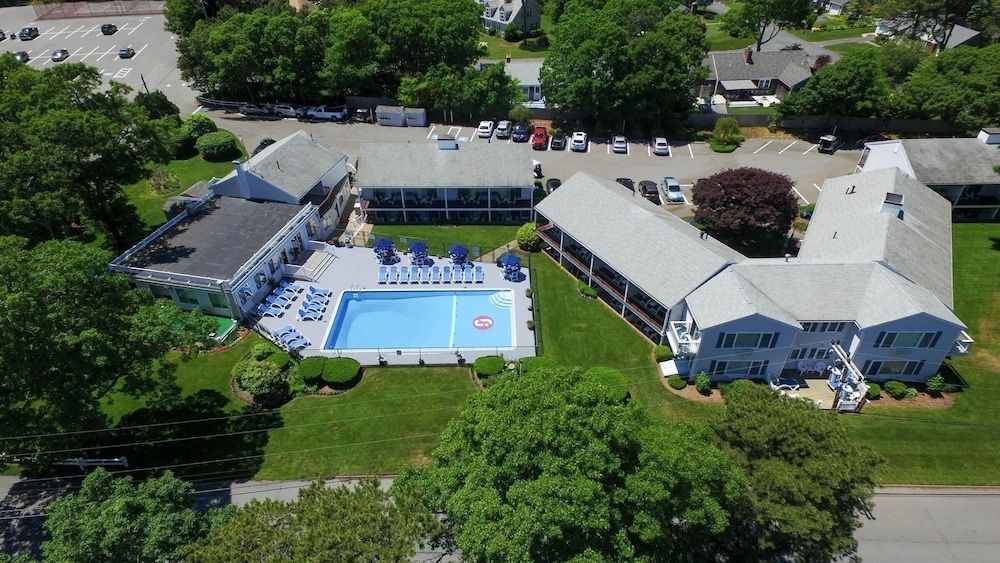 Blue Rock Resort & Golf Course2