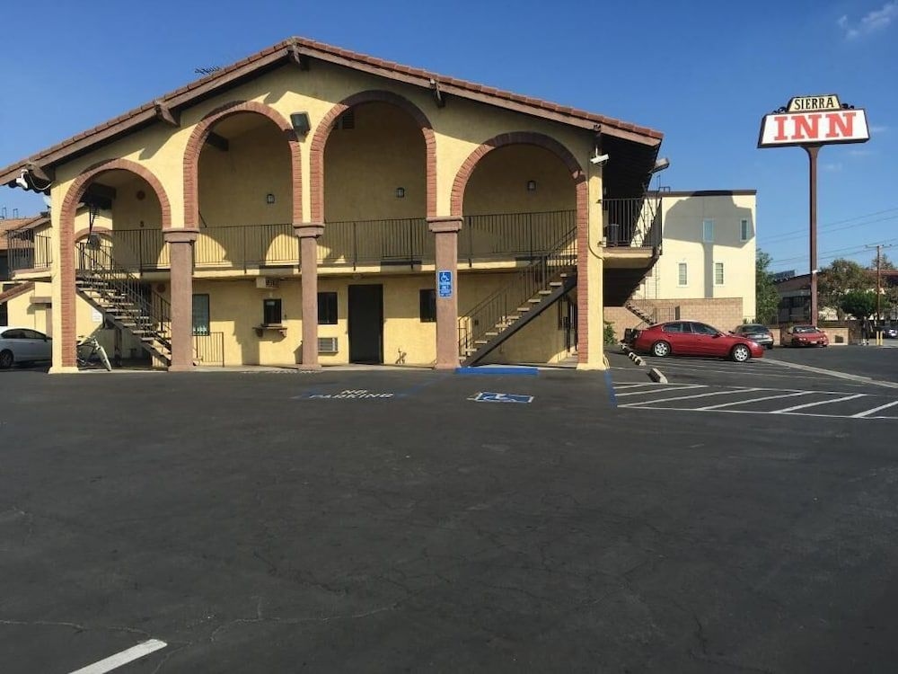 Sierra Inn2