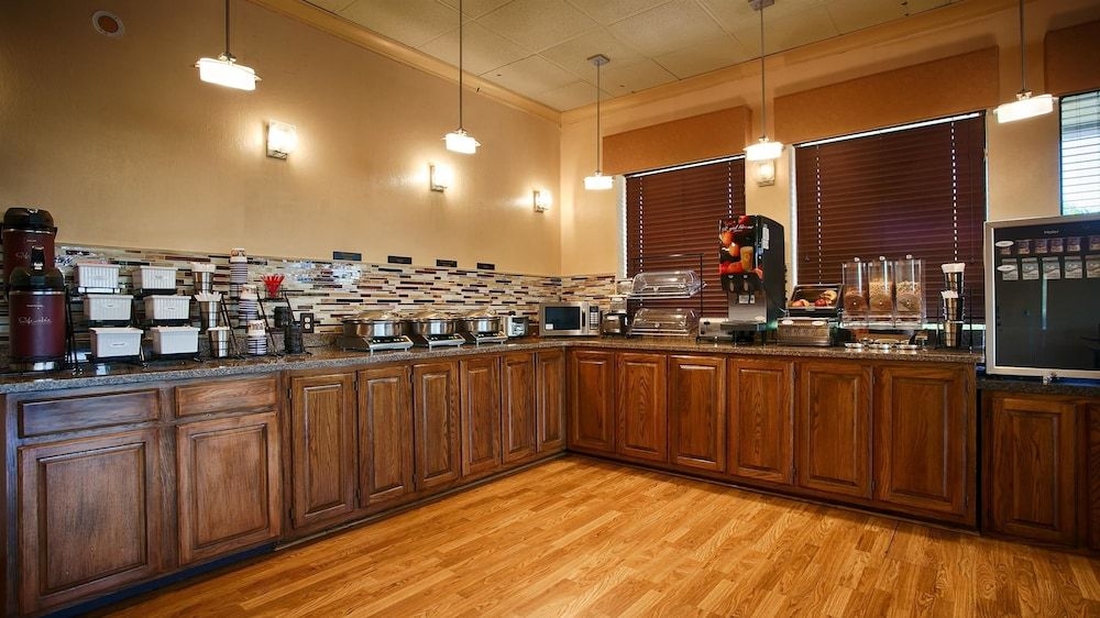 Best Western Shepherdsville4