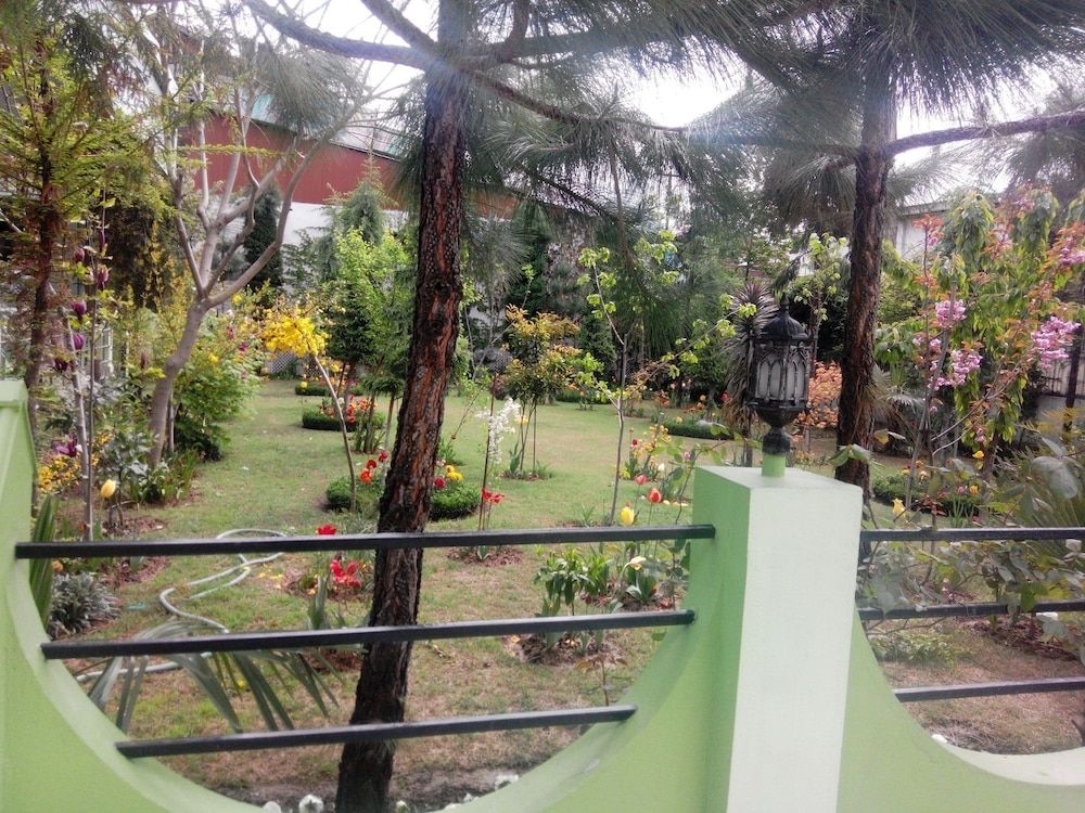 Grand Habib1