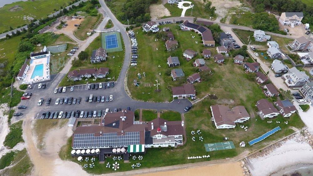 LIGHTHOUSE INN1