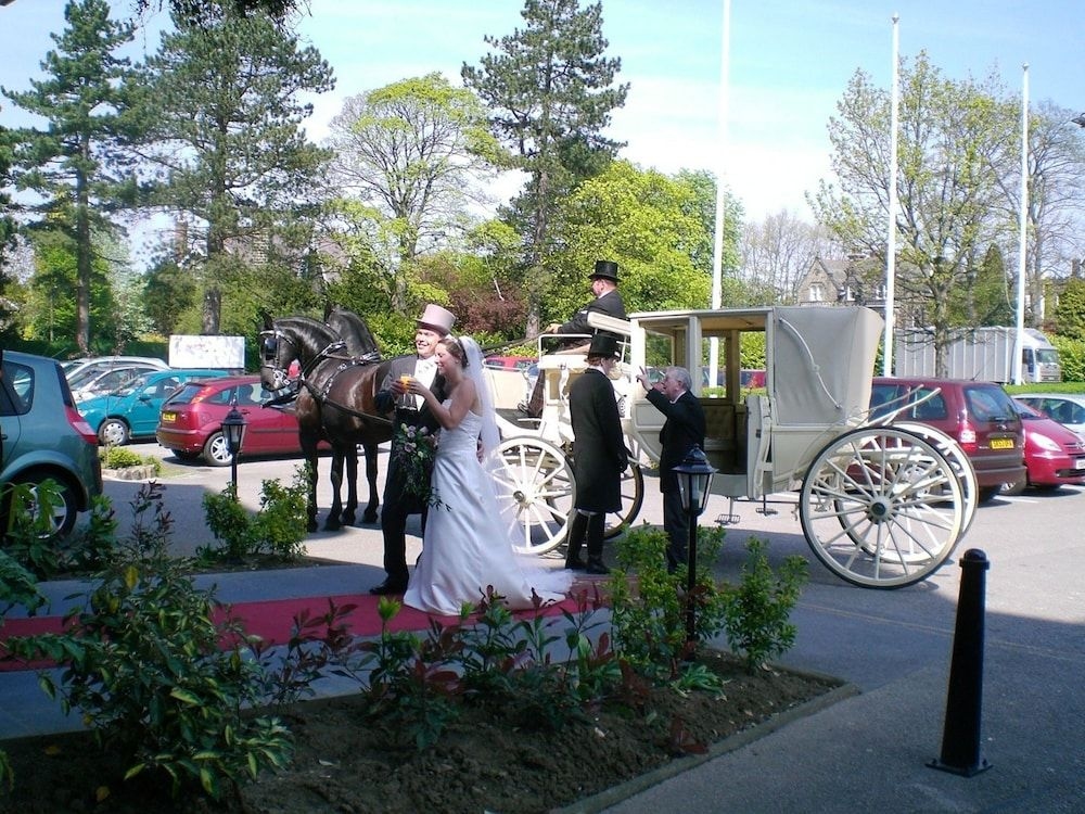 Cairn Hotel4