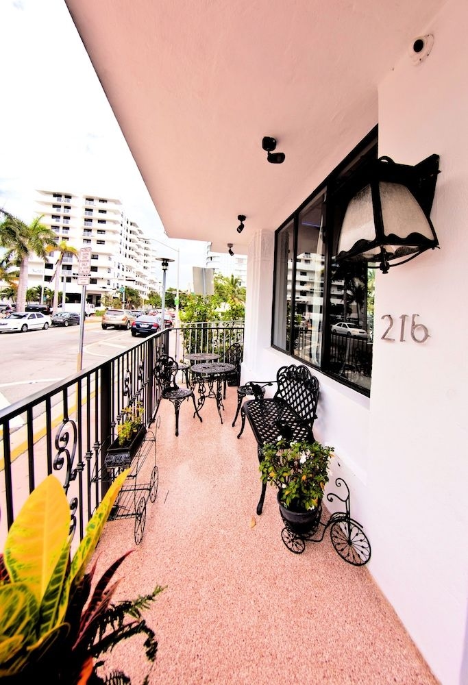 Pierre Miami Beach3
