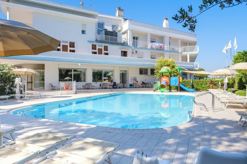 Albergo Alexander0