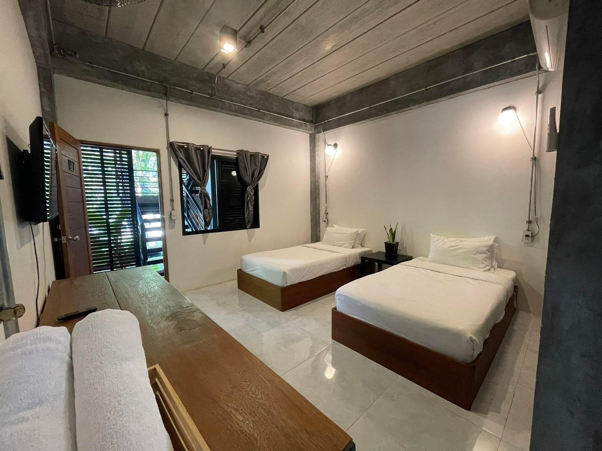 Palm House Normal Loft4