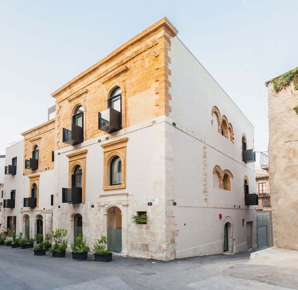 Alba Palace4