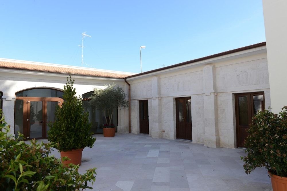 Domus Antiqua Residence4