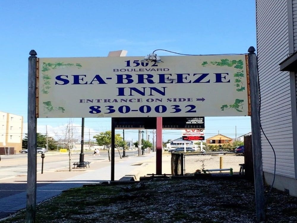 Charlee Sea Breeze Oceanblock1