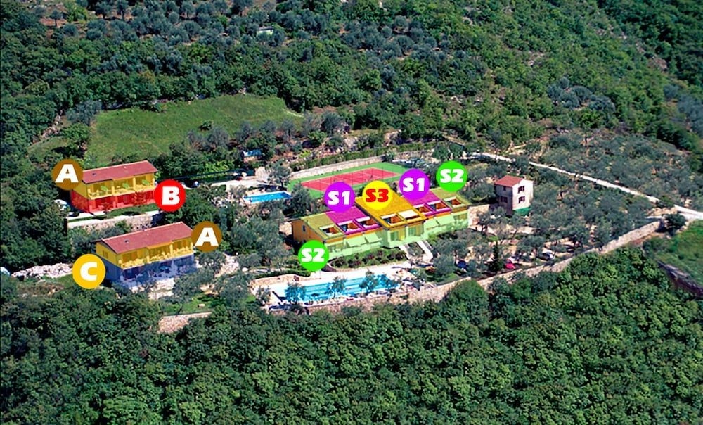 Taki Village4
