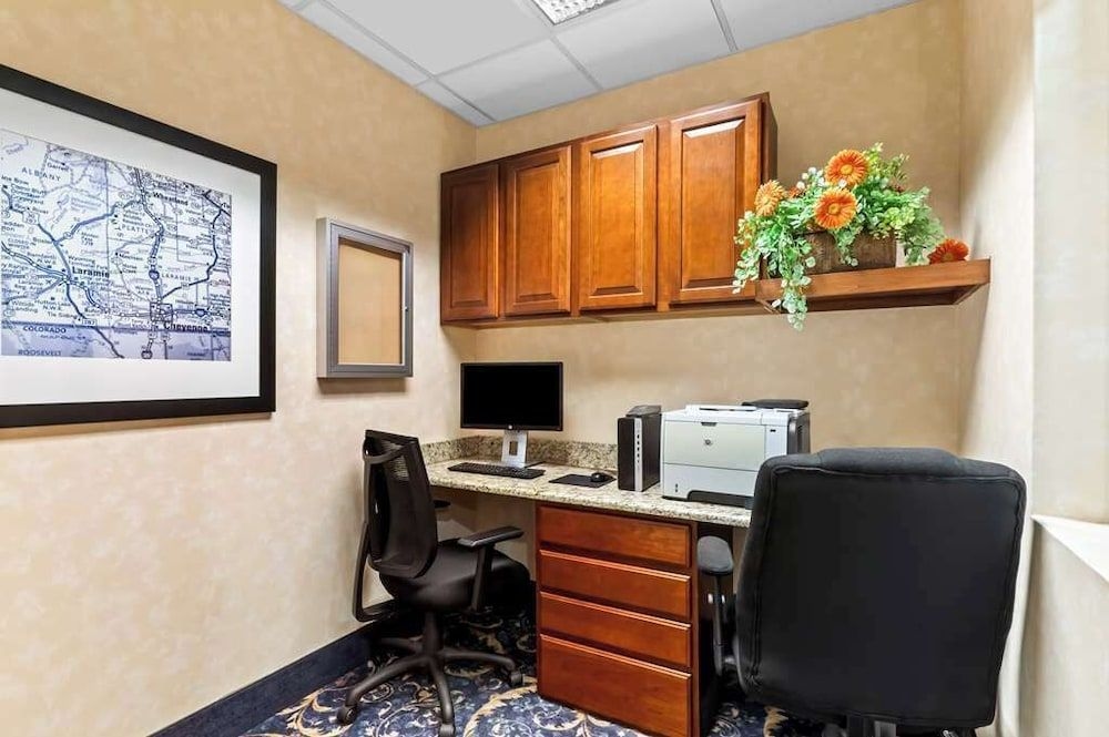 Hampton Inn Cheyenne2