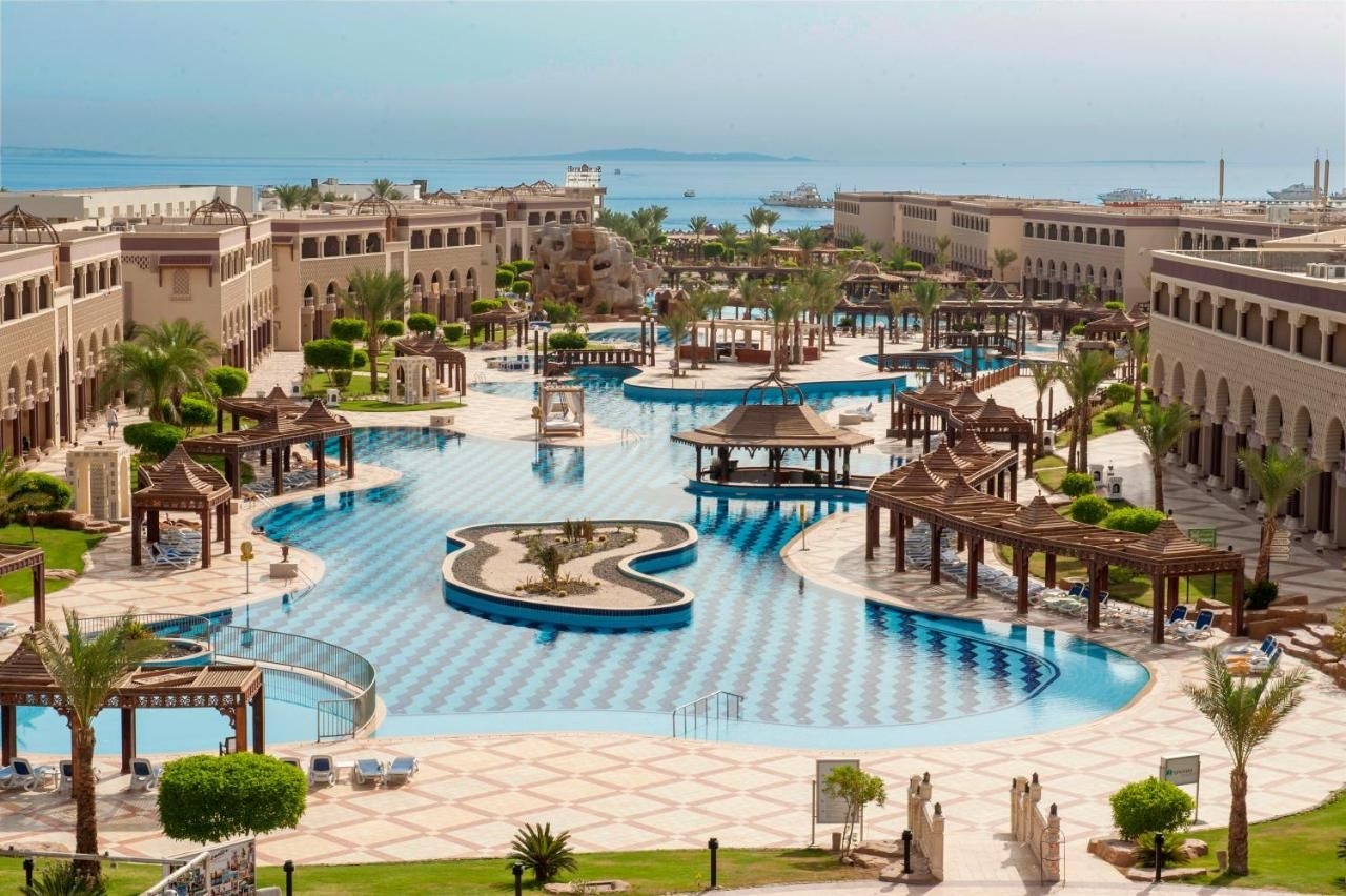 Sunrise Mamlouk Palace0