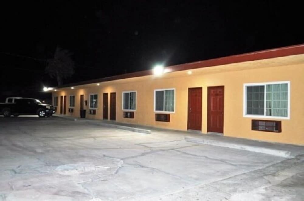 A Nights Inn1