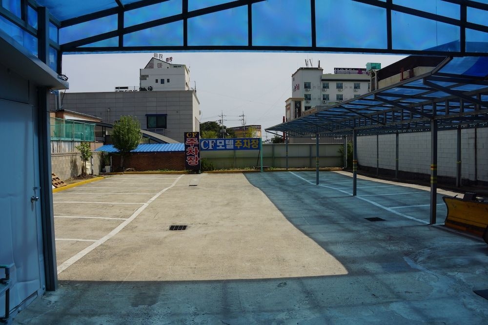 CF Motel3
