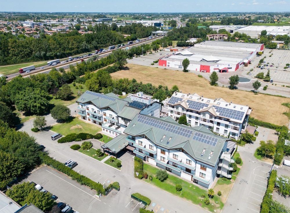 Best Western Hotel Modena District0