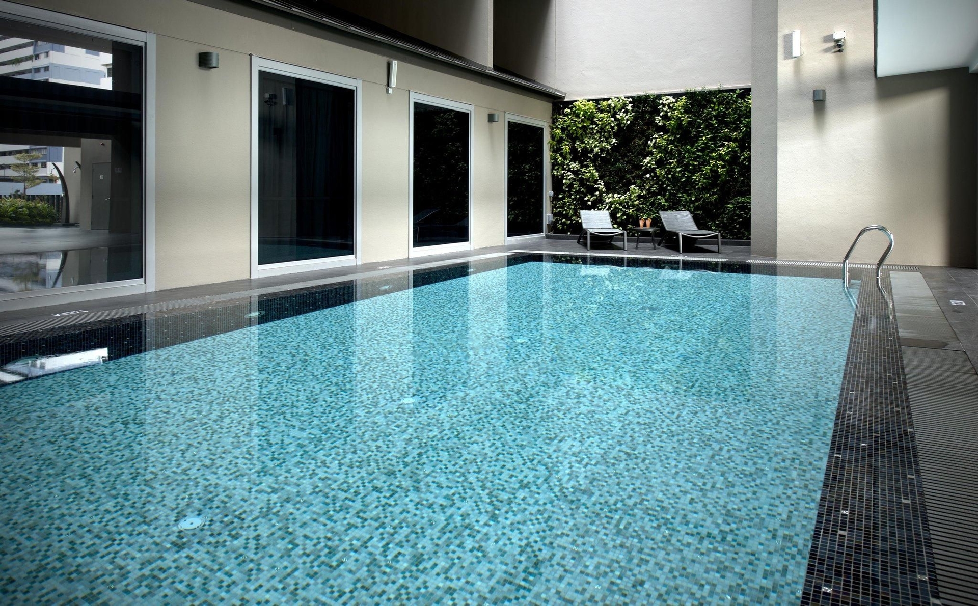 วี โฮเทล เบนคูเลน (V Hotel Bencoolen)2