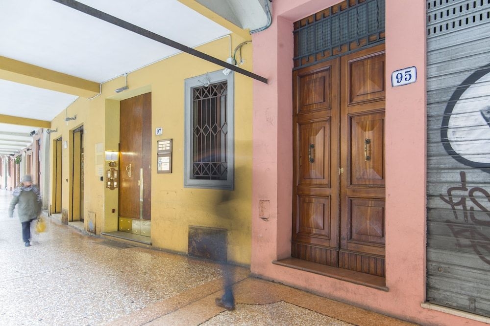 Bologna Rainbow House2