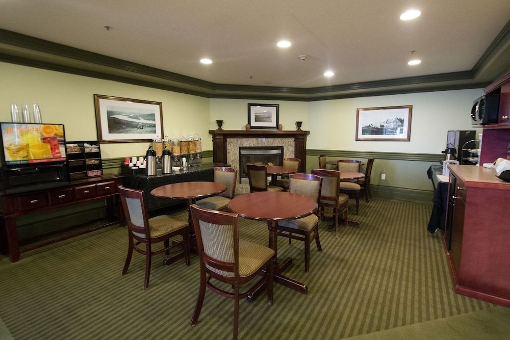 Nova Inn Peace River2