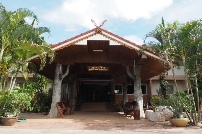 PHUTAWAN KAN RESORT3
