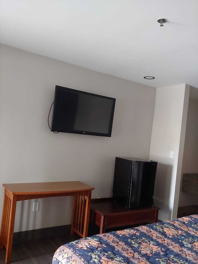 Country Hearth Inn and Suites Decatur / Atlanta0