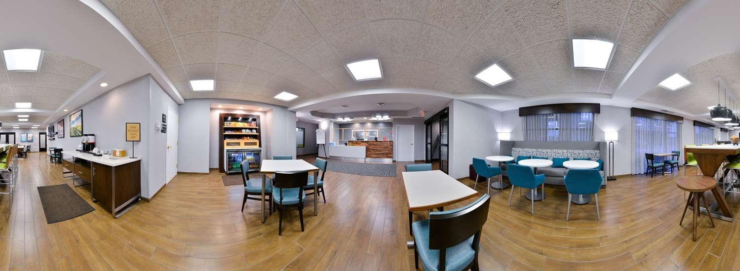 Hampton Inn LaPorte4