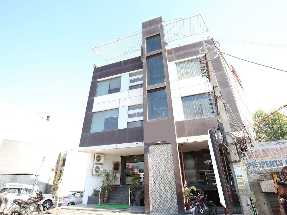 OYO Rooms Patiala Road Zirakpur1
