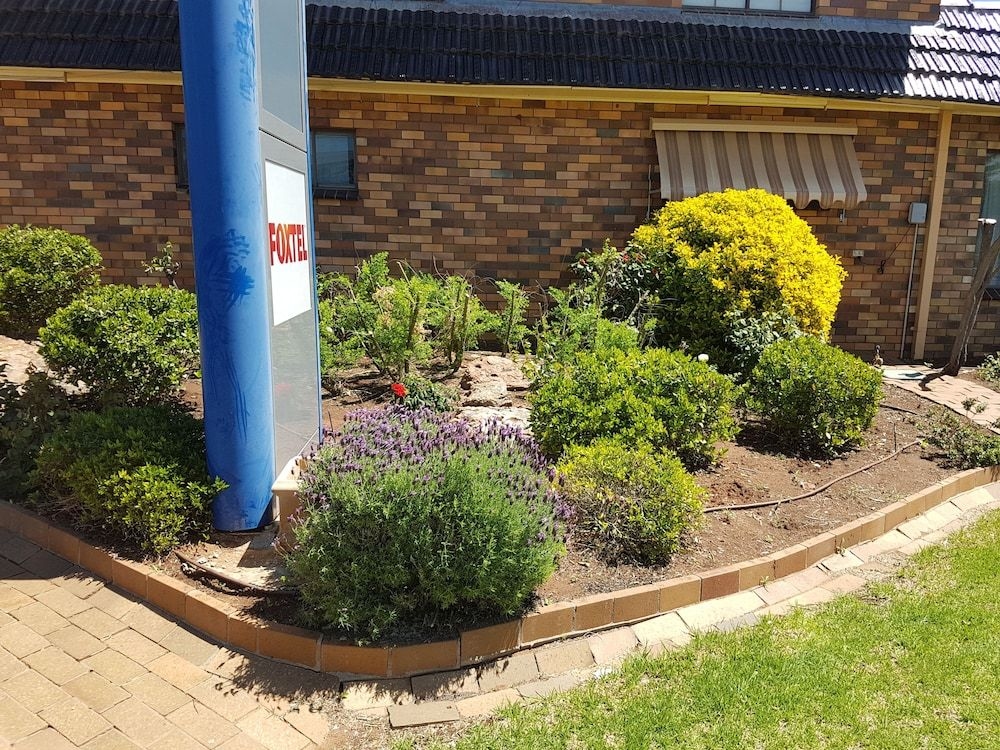 Acacia Motel Griffith1