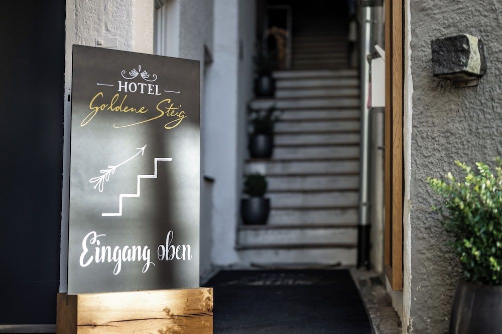 Goldene Steig0