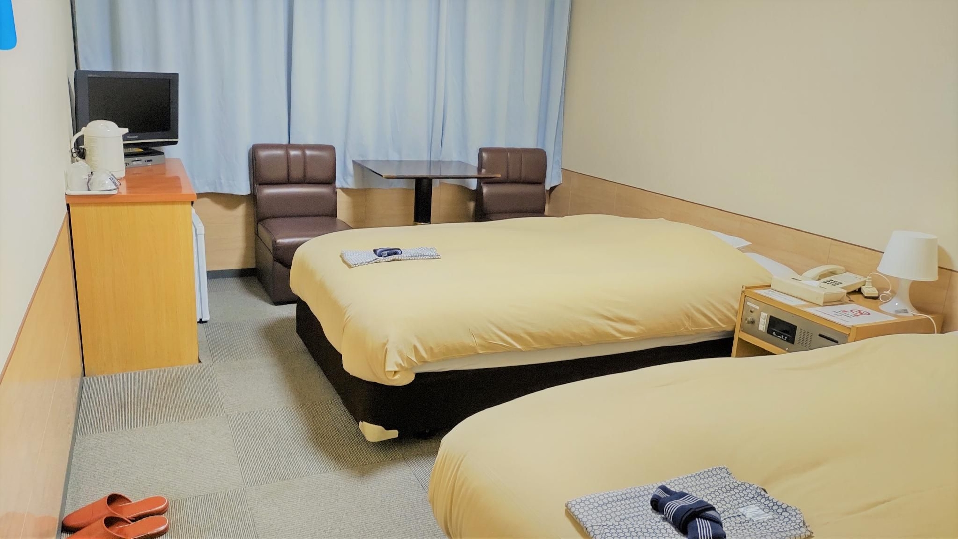 อิเกะบุกุโระ รอยัล โฮเต็ล (Ikebukuro Royal Hotel)1