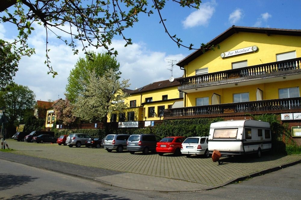 Zur Mainlust4