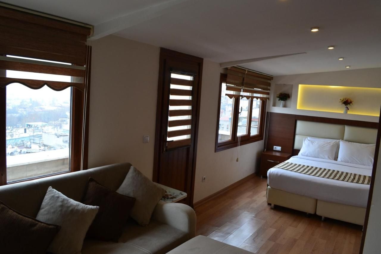 Seven Days Hotel1