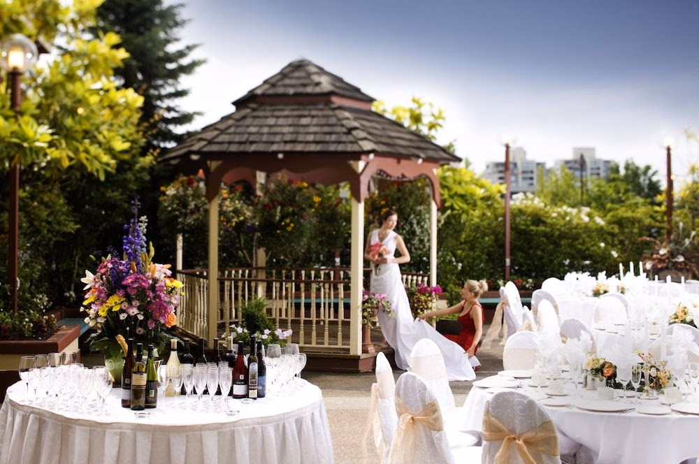 Executive Suites Hotel Metro Vancouver2