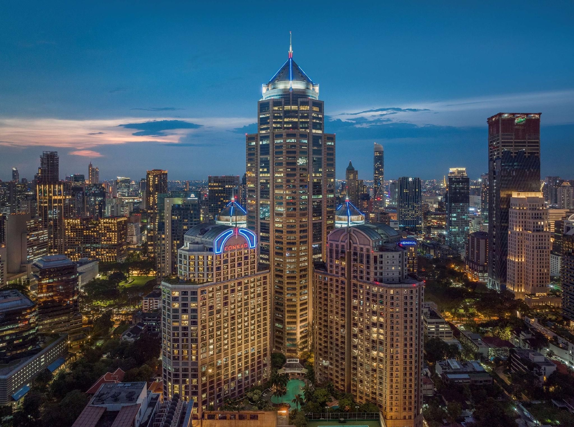 คอนราด แบ็งคอก เรสซิเดนซ์ (Conrad Bangkok Residences)0
