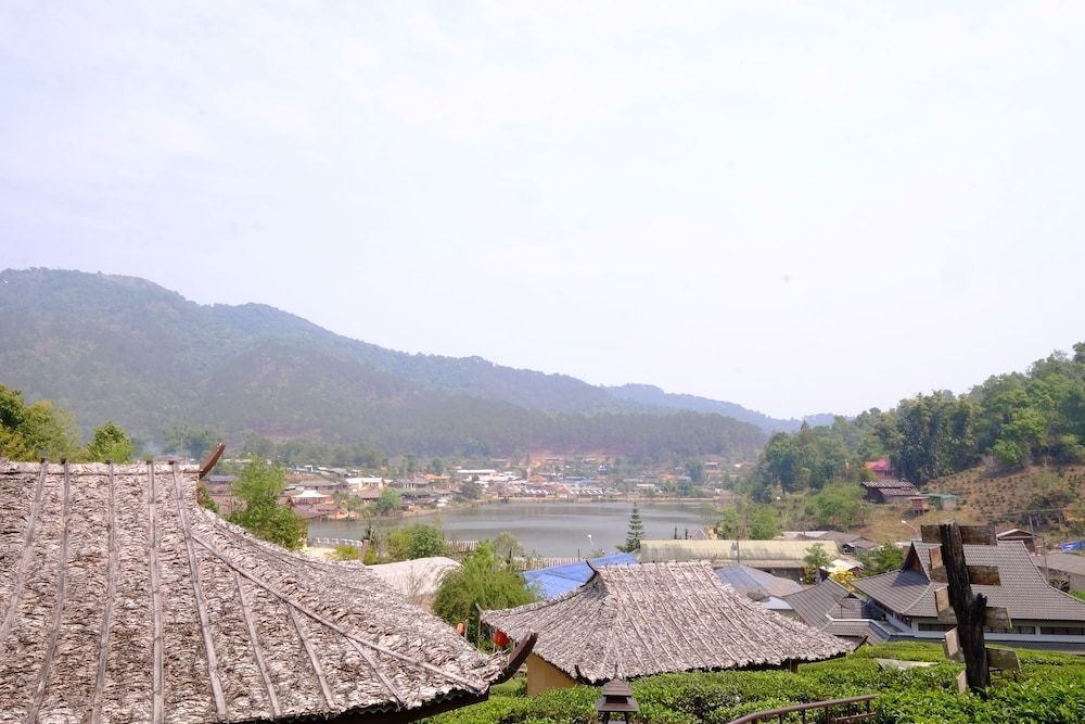 ลีไวน์รักไทย รีสอร์ท (Lee Wine Ruk Thai Resort)1