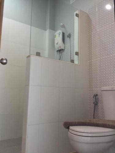 โรงแรมชาญเพลส (Chan Place Hotel)2