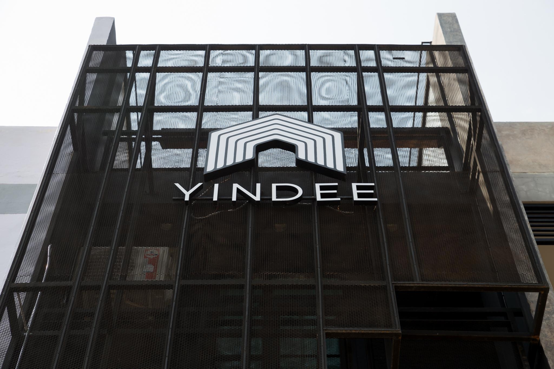 ยินดี แทรเวลเลอร์ ลอดจ์ (Yindee Travellers Lodge)0