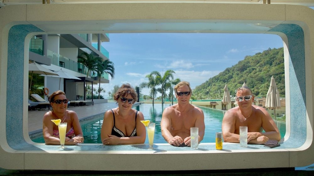 Twin Sands Resort & Spa4