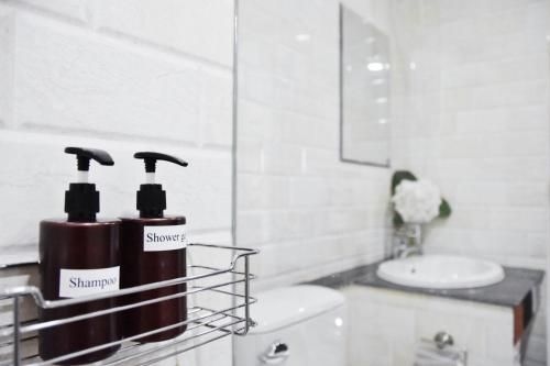 บี แอนด์ วาย เรสซิเดนซ์ (B and Y Residence)4
