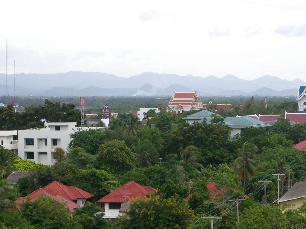 หาดทอง โฮเทล (Hadthong hotel)1