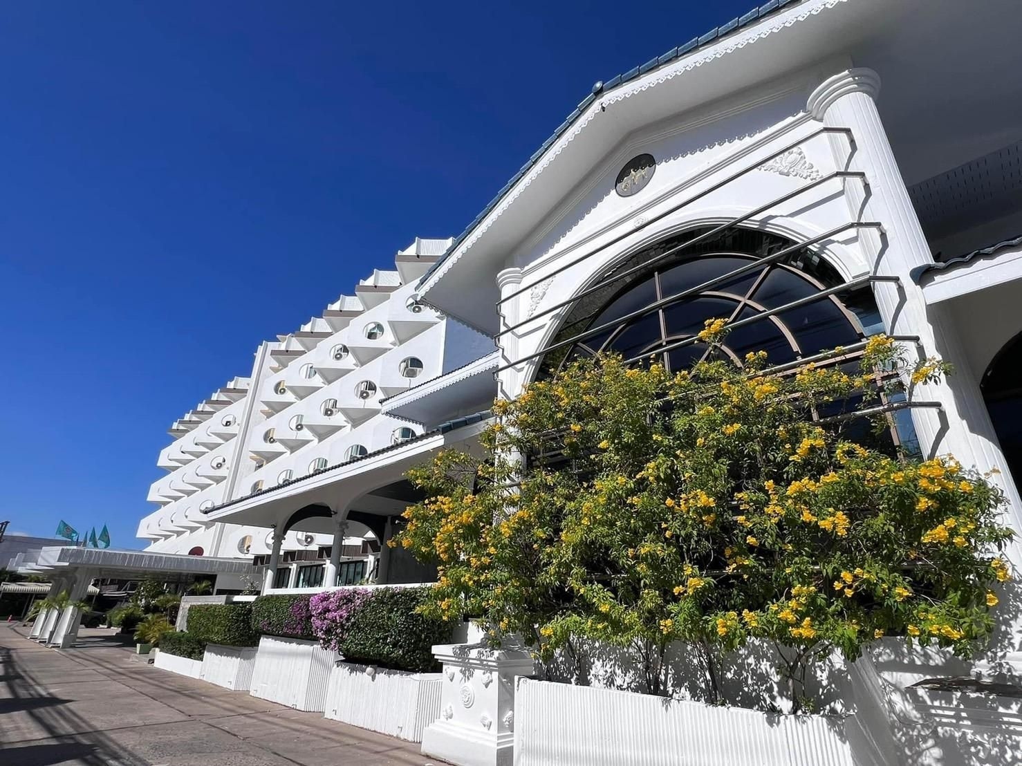 โรงแรมเลิศนิมิตร ชัยภูมิ (Lertnimitra Hotel)3