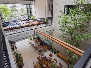 TAN Hostel x Cafe3