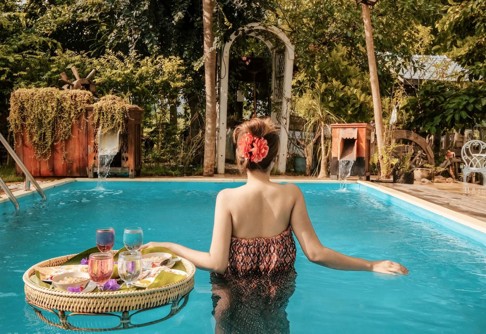ดิ แอนทีค ริเวอร์ไซด์ รีสอร์ต (The Antique Riverside Resort)3