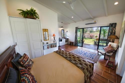 Elsie Evans Art Retreat2