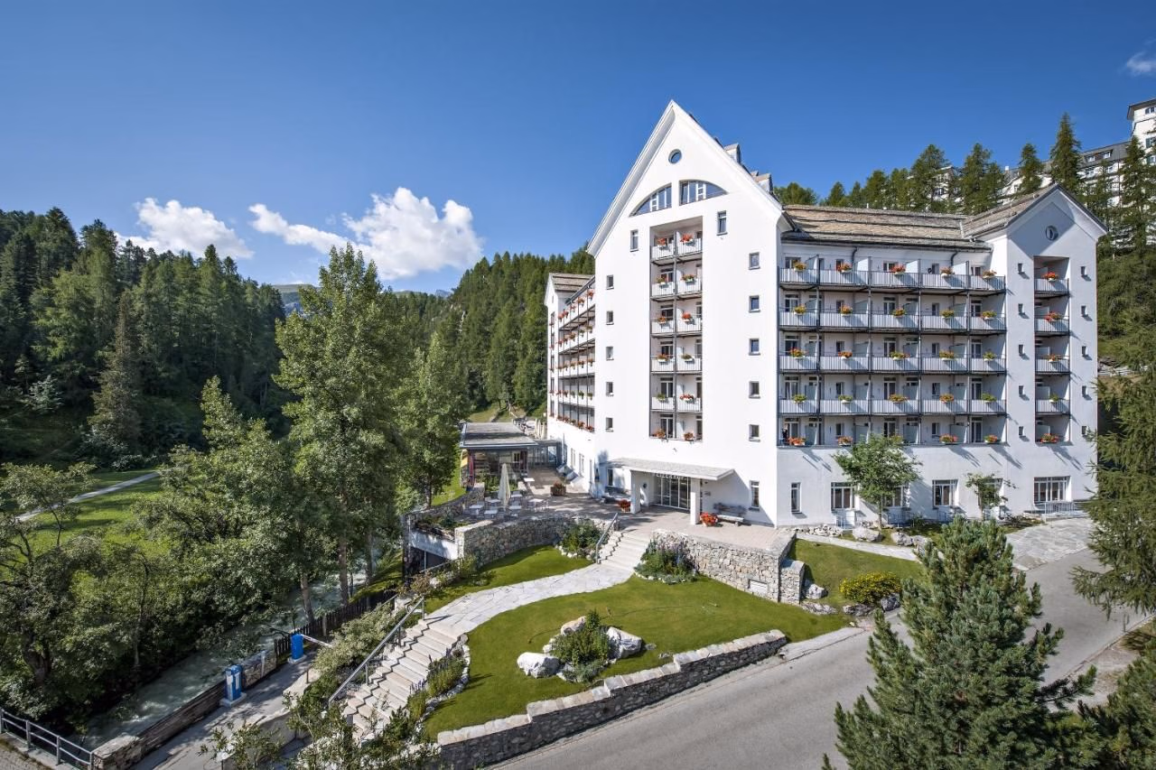 โฮเท็ล ชไวเซอร์โฮฟ (Hotel Schweizerhof)0