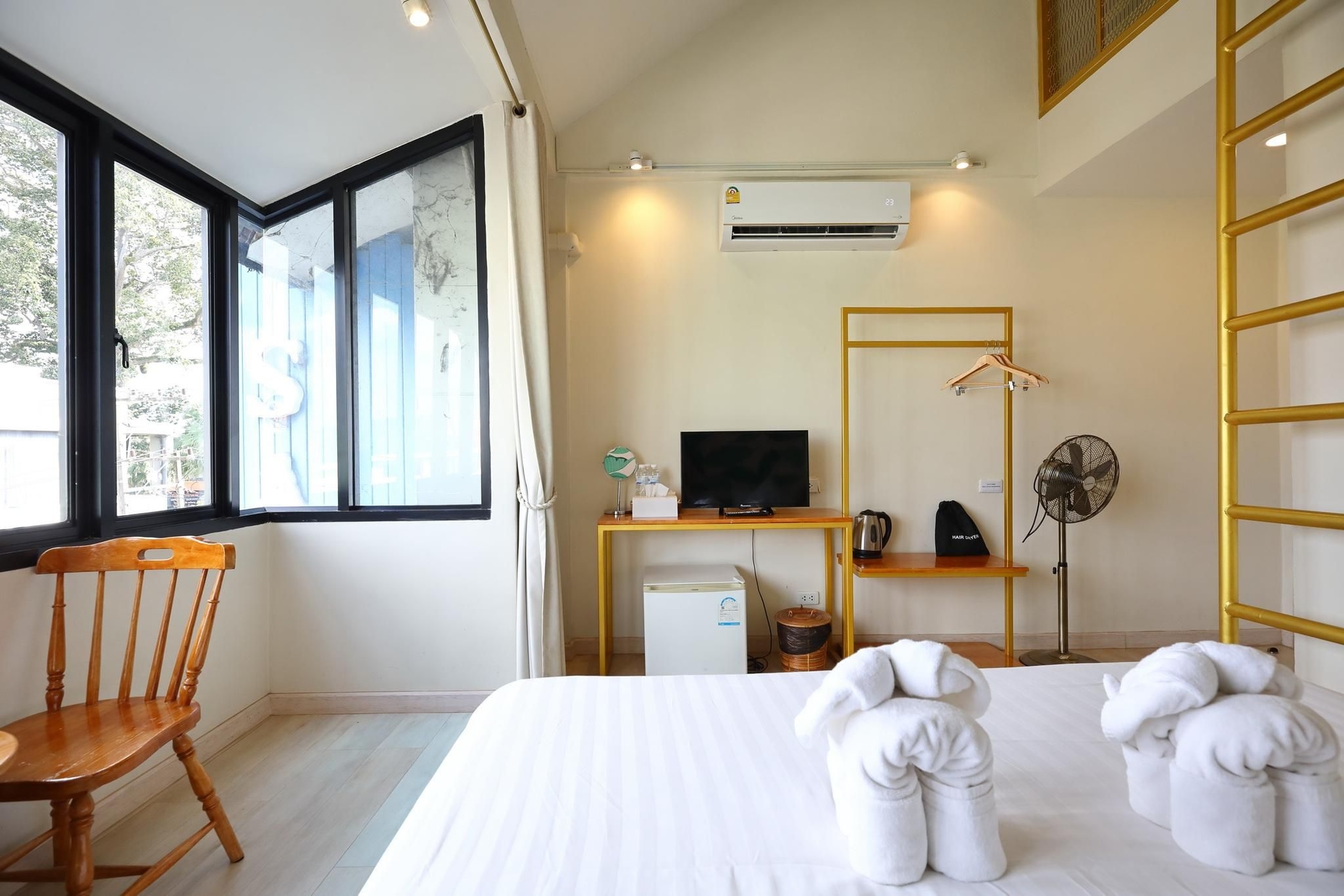 Live n' leaf lifestyle homestay (Poshtel Haven)2