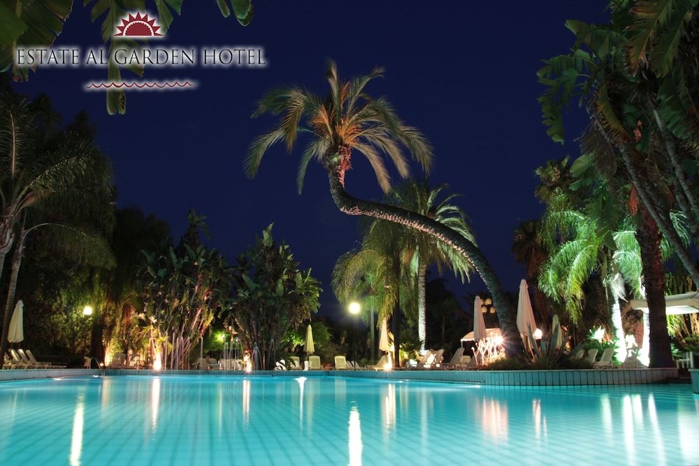 Garden Hotel4