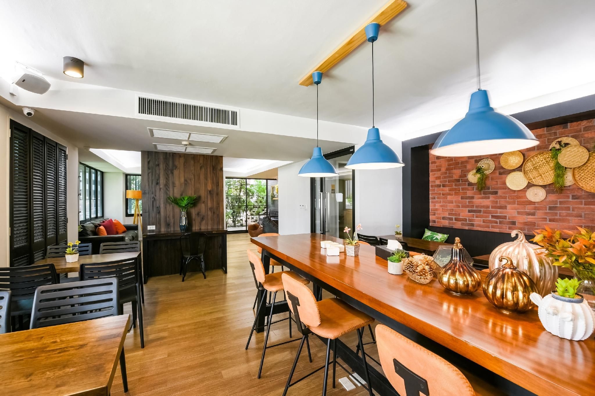 โรงแรมคิตซิโอ เฮาส์ (Kitzio House Hotel)1