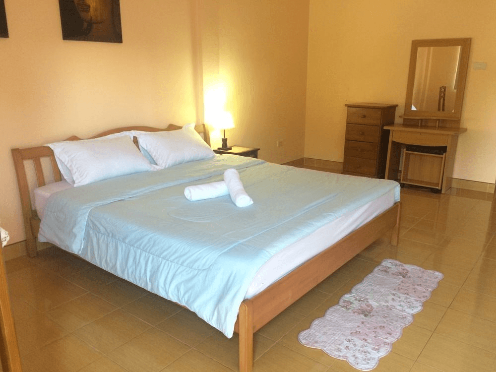 อี๊ด อมตะ รีสอร์ท (EEd Amata Resort)1